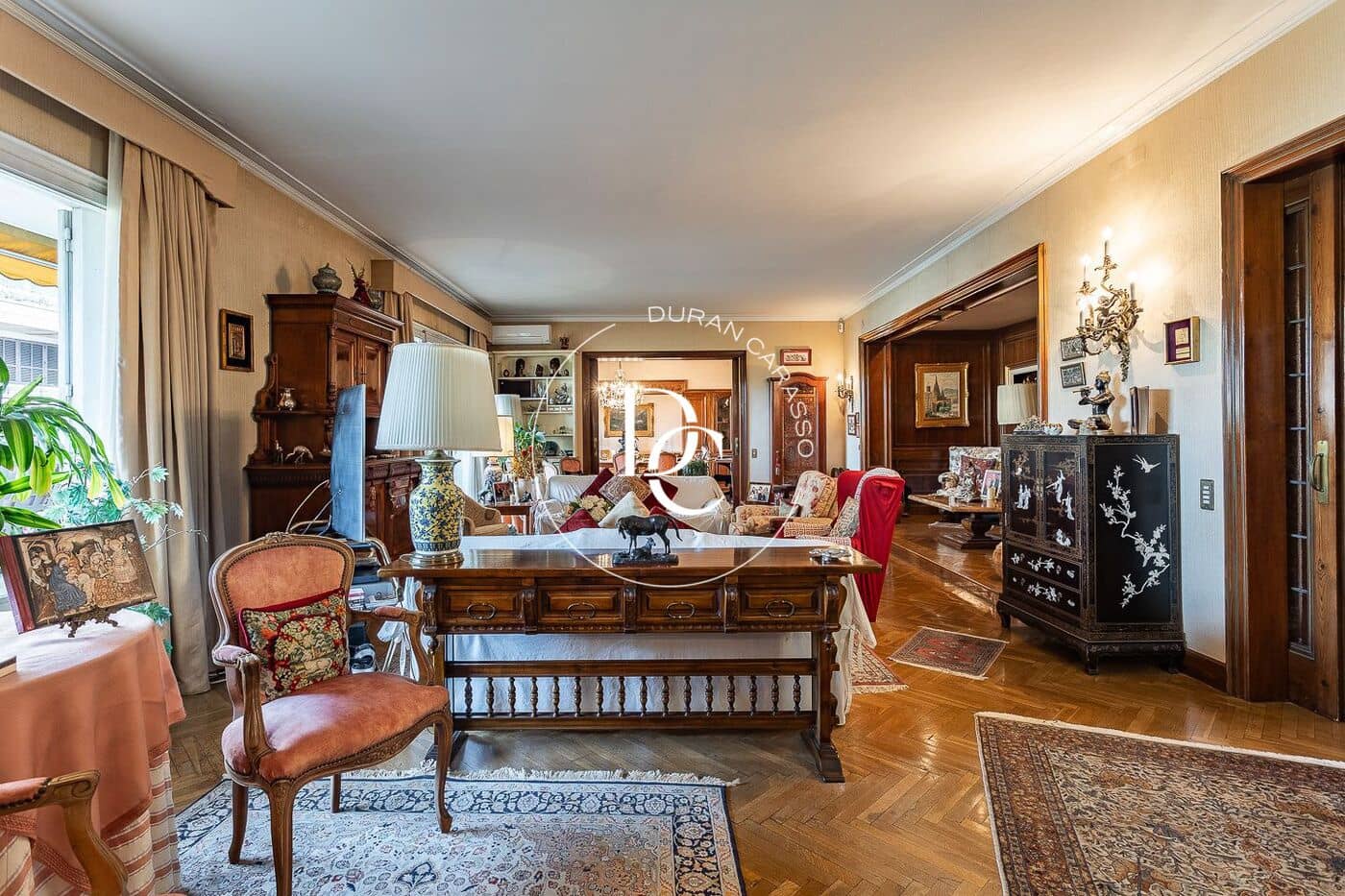 7 slaapkamer Appartement te koop in Barcelona stad - € 4.400.000 (Ref: 9049002)