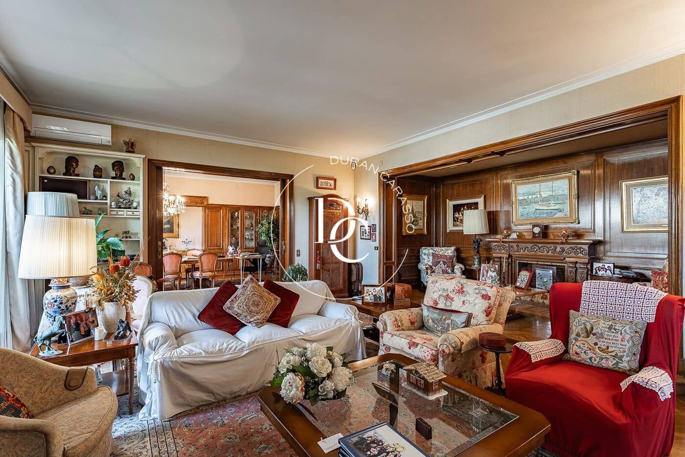 7 slaapkamer Appartement te koop in Barcelona stad - € 4.400.000 (Ref: 9049002)