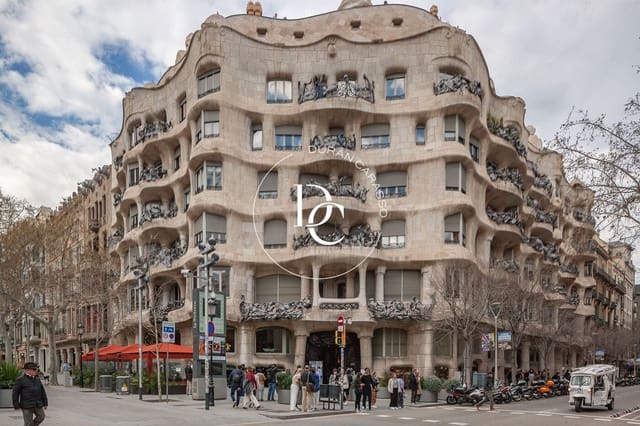 4 soverom Leilighet til salgs i La Dreta de L'Eixample, Barcelona by - € 650 000 (Ref: 9051174)