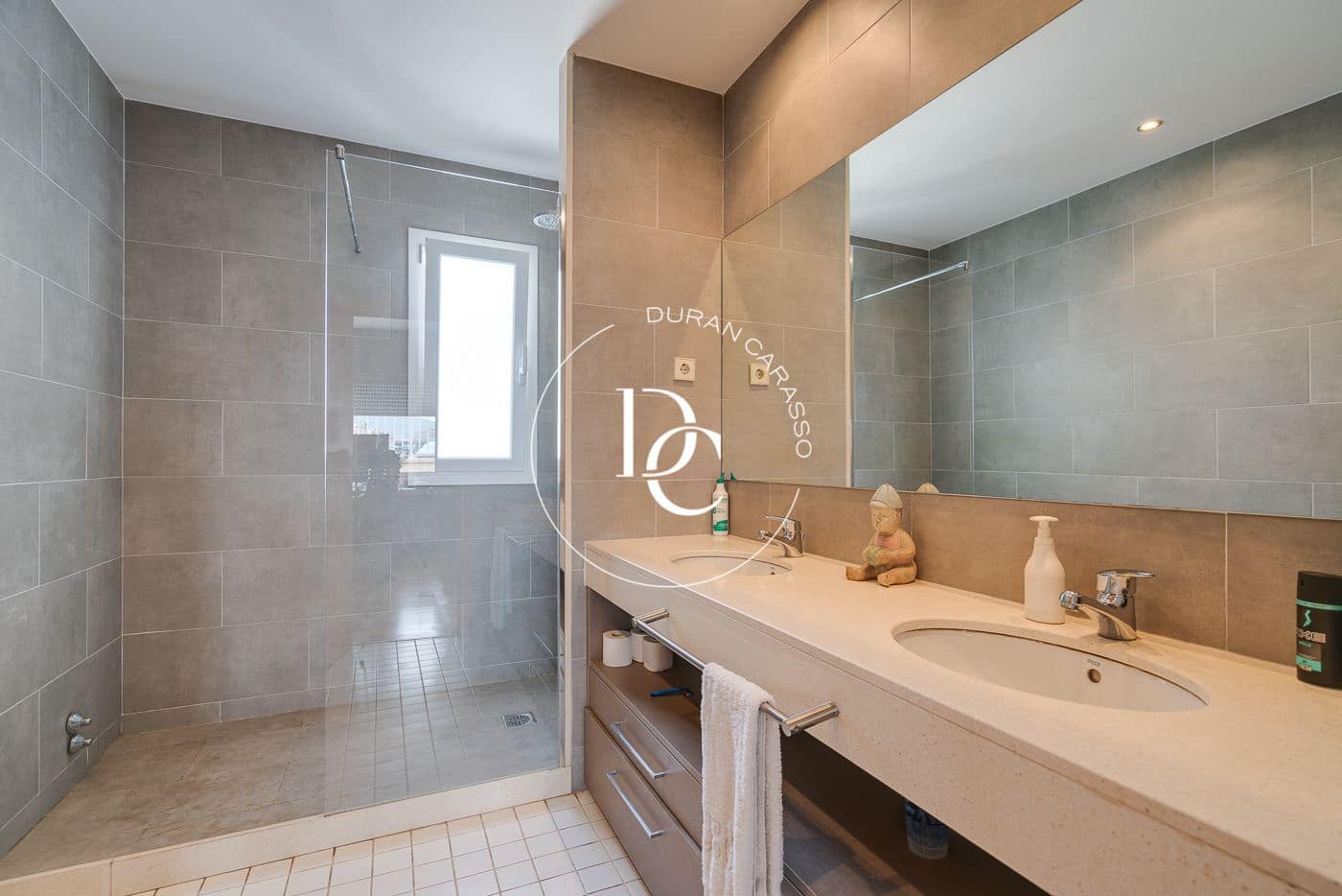 6 camera da letto Attico da affittare in Barcelona citta - 8.900 € (Rif: 9075240)