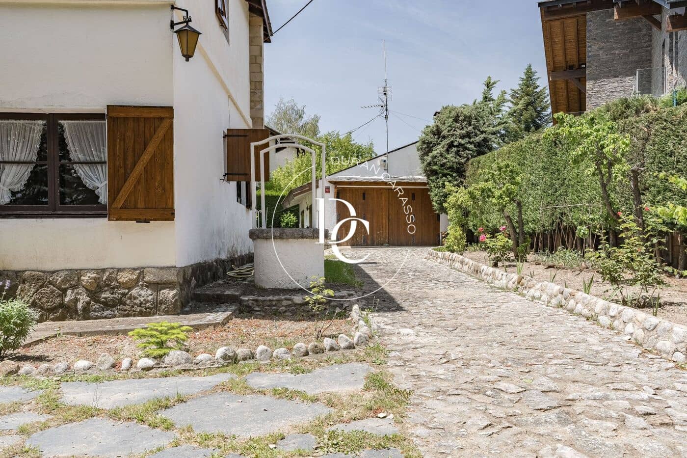 6 bedroom Finca/Country House for sale in Puigcerda - € 730,000 (Ref: 9075242)