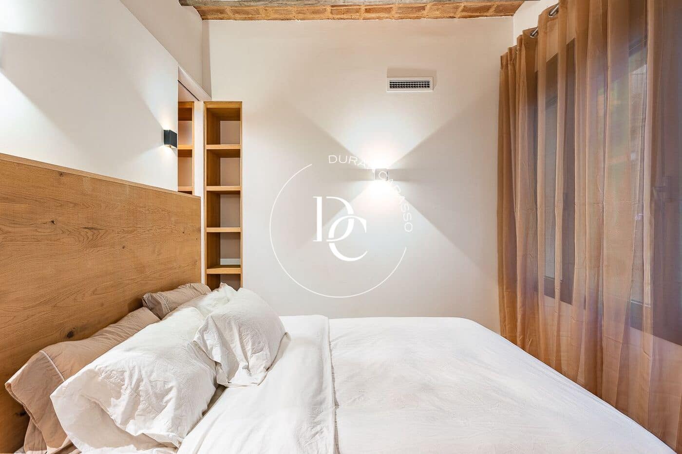 3 bedroom Apartment for sale in Barcelona city - € 985,000 (Ref: 9095375)