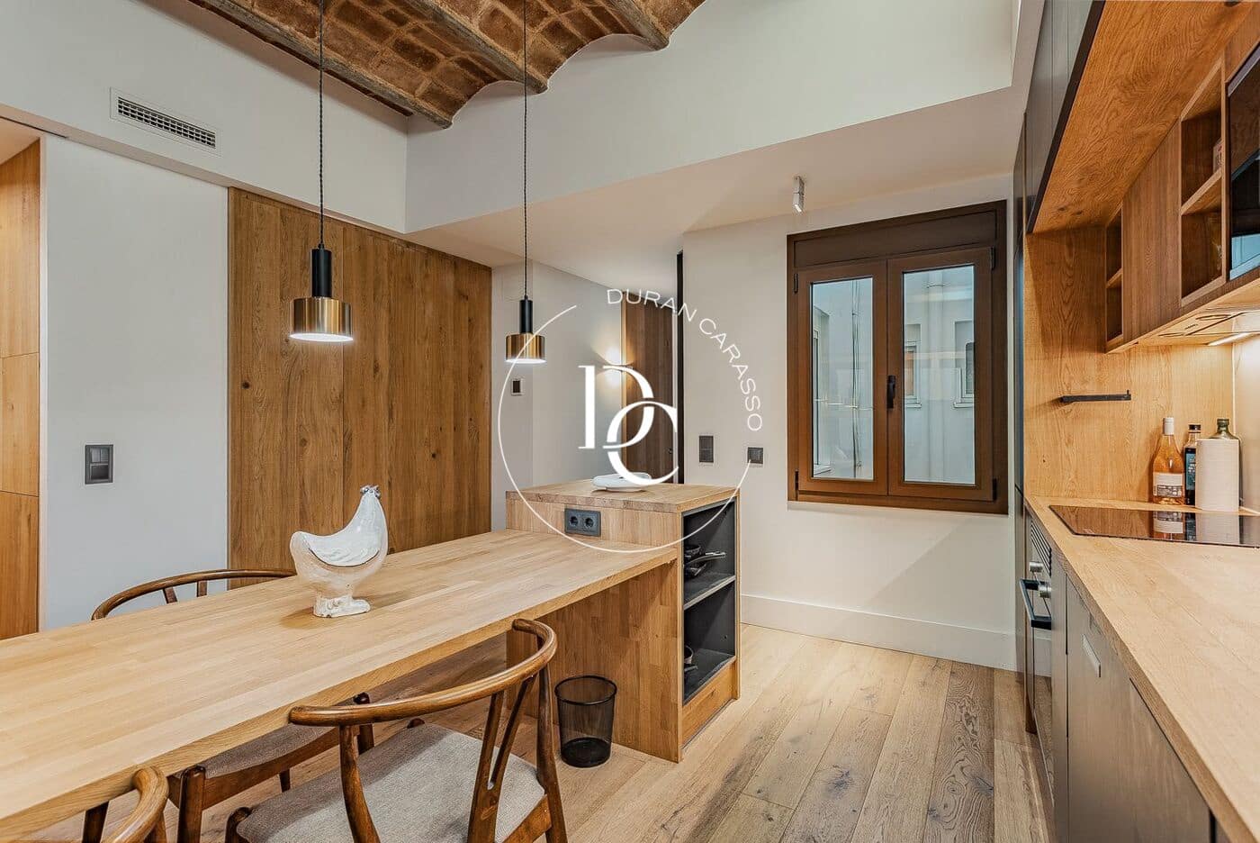 3 bedroom Apartment for sale in Barcelona city - € 985,000 (Ref: 9095375)