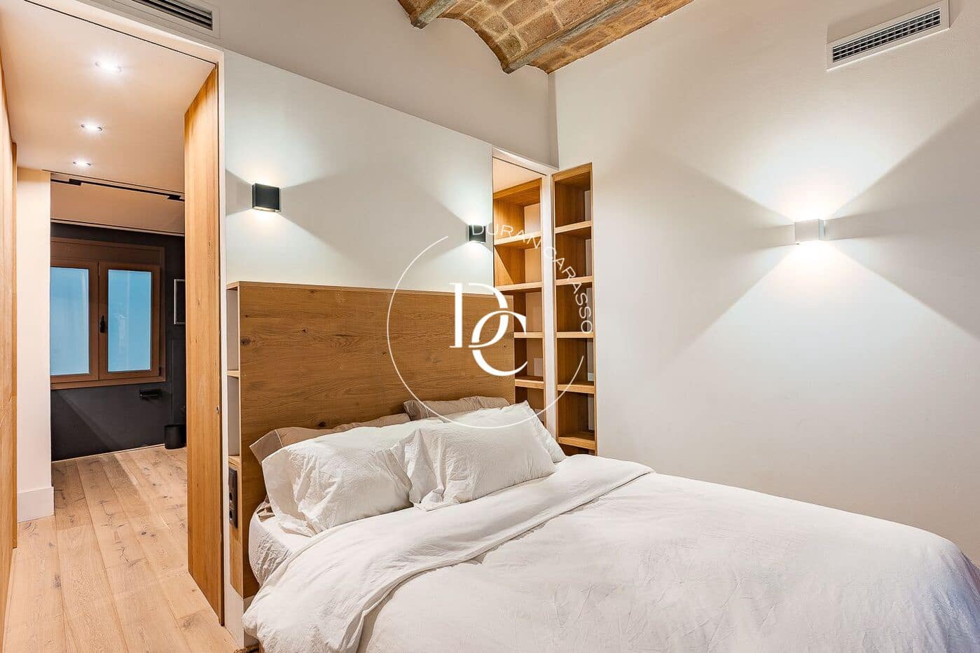 3 bedroom Apartment for sale in Barcelona city - € 985,000 (Ref: 9095375)