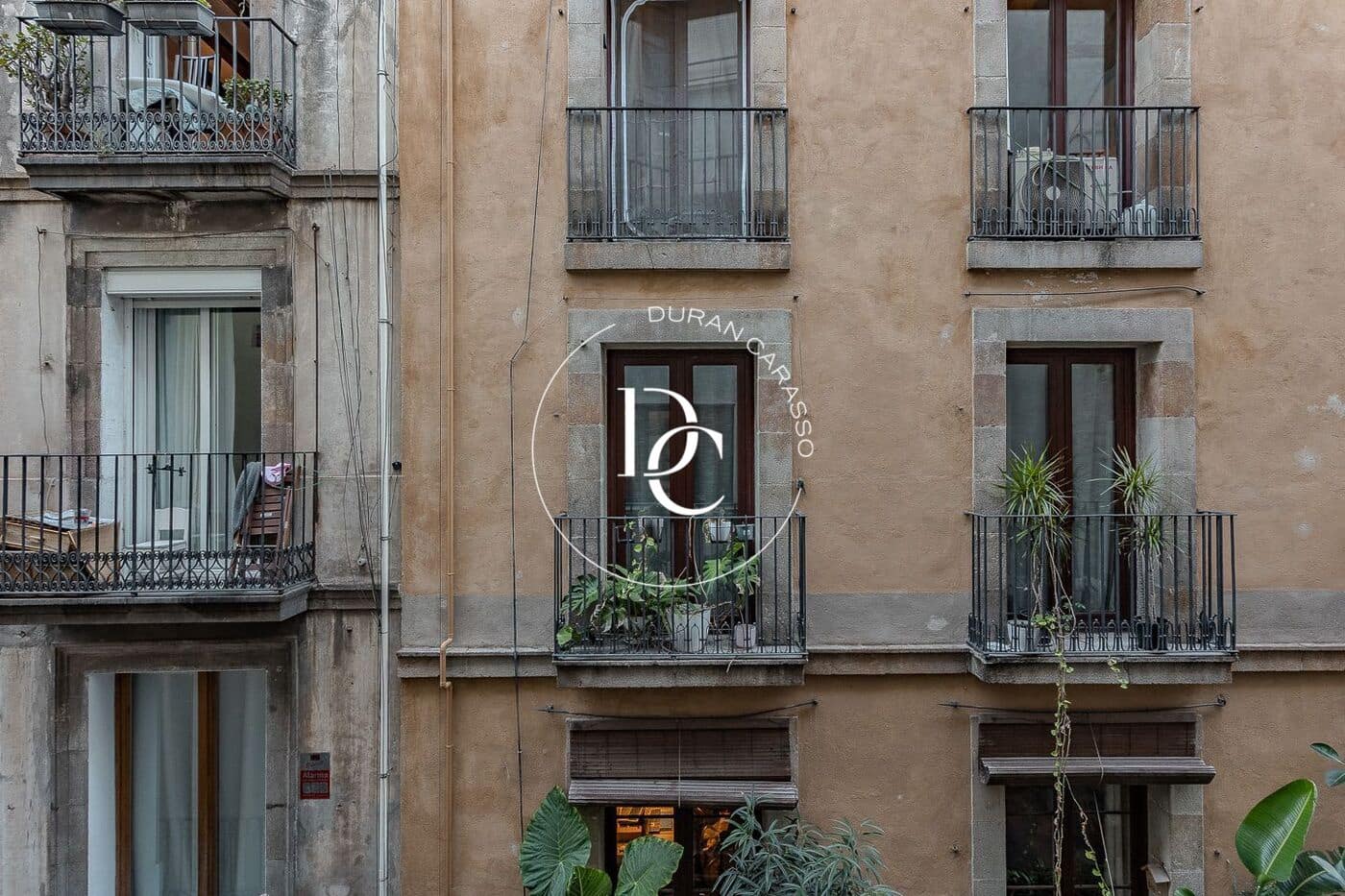 3 bedroom Apartment for sale in Barcelona city - € 985,000 (Ref: 9095375)