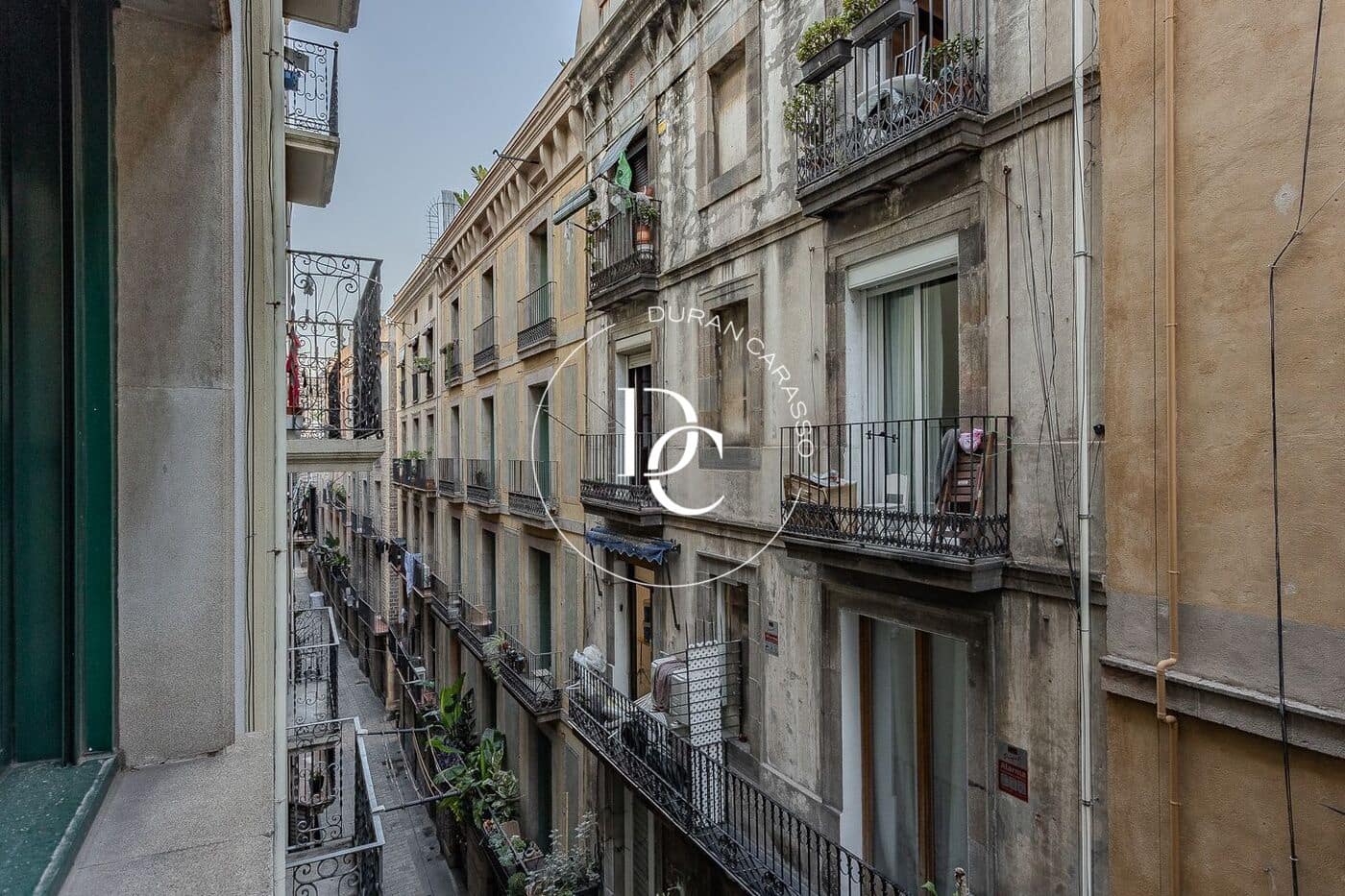 3 bedroom Apartment for sale in Barcelona city - € 985,000 (Ref: 9095375)