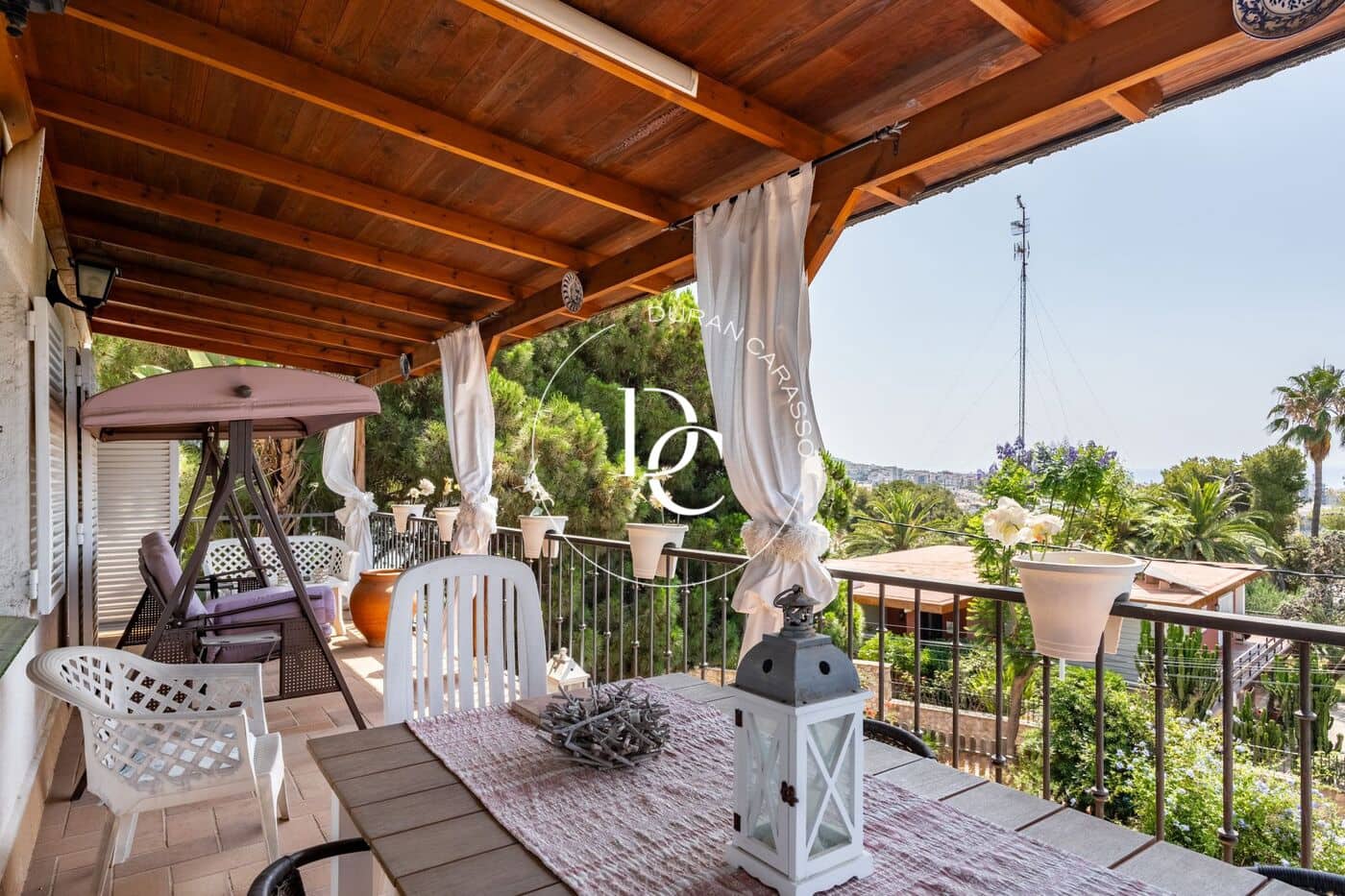 4 soveværelse Villa til salg i Sitges med swimmingpool - € 1.450.000 (Ref: 9099250)