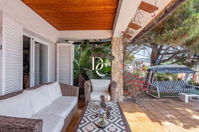 4 chambre Villa/Maison à vendre à Sitges avec piscine - 1 450 000 € (Ref: 9099250)