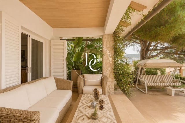 4 makuuhuone Huvila myytävänä paikassa Sitges mukana uima-altaan - 1 450 000 € (Ref: 9099250)