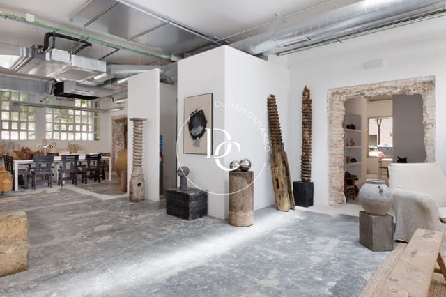 Commercial for sale in Sant Martí de Provenals, Barcelona city - € 1,600,000 (Ref: 9104889)