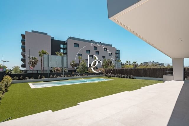 4 makuuhuone Huvila myytävänä paikassa Sitges mukana uima-altaan - 2 709 000 € (Ref: 9106726)