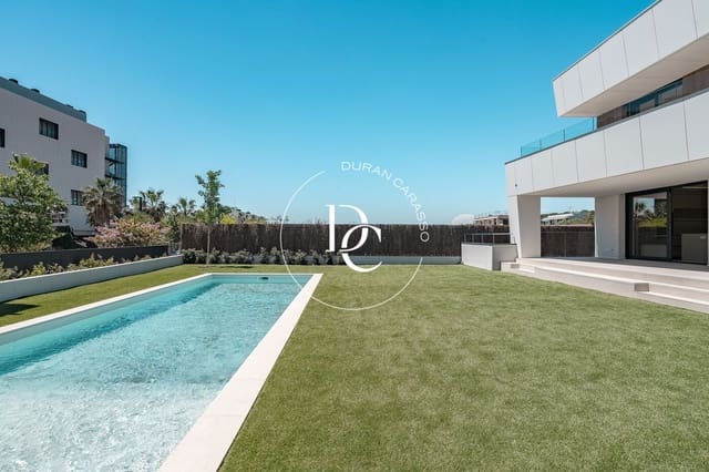 4 makuuhuone Huvila myytävänä paikassa Sitges mukana uima-altaan - 2 709 000 € (Ref: 9106726)