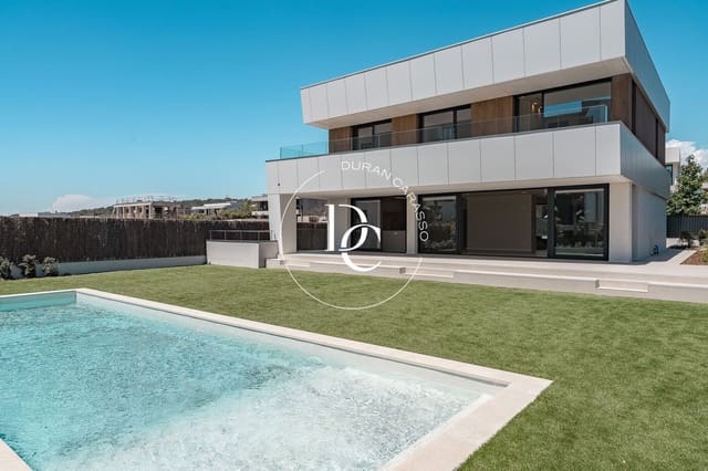 4 makuuhuone Huvila myytävänä paikassa Sitges mukana uima-altaan - 2 709 000 € (Ref: 9106726)
