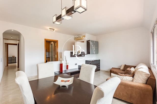 2 soverom Penthouse til salgs i La Vila de Gràcia, Barcelona by - € 415 000 (Ref: 9116370)