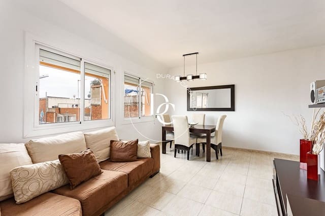2 soverom Penthouse til salgs i La Vila de Gràcia, Barcelona by - € 415 000 (Ref: 9116370)