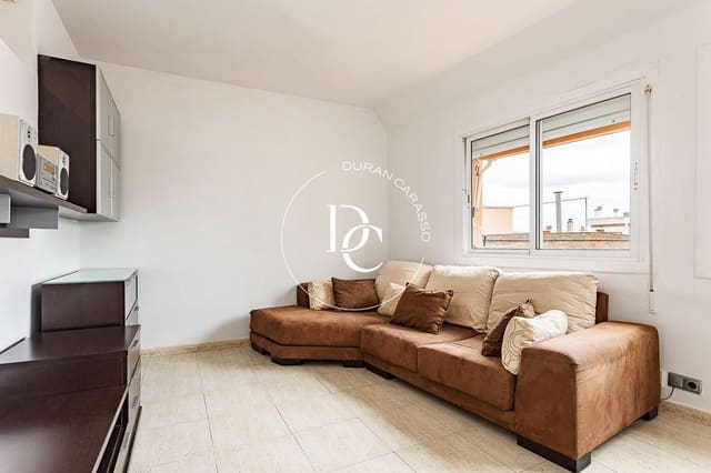 2 soverom Penthouse til salgs i La Vila de Gràcia, Barcelona by - € 415 000 (Ref: 9116370)