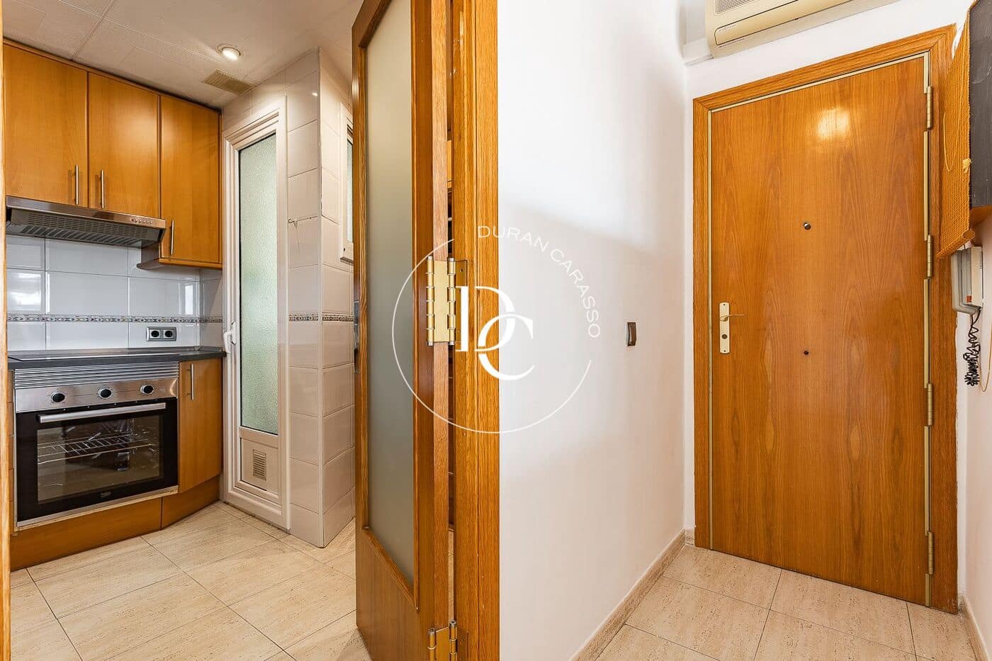 2 soveværelse Penthouse til salg i Barcelona by - € 415.000 (Ref: 9116370)