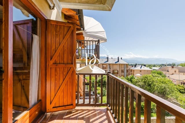 Apartamento de 3 habitaciones en Puigcerdà en venta - 325.000 € (Ref: 9137297)