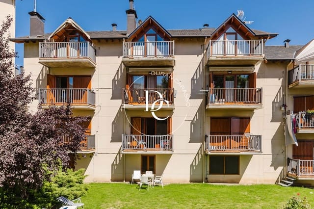 Apartamento de 3 habitaciones en Puigcerdà en venta - 325.000 € (Ref: 9137297)