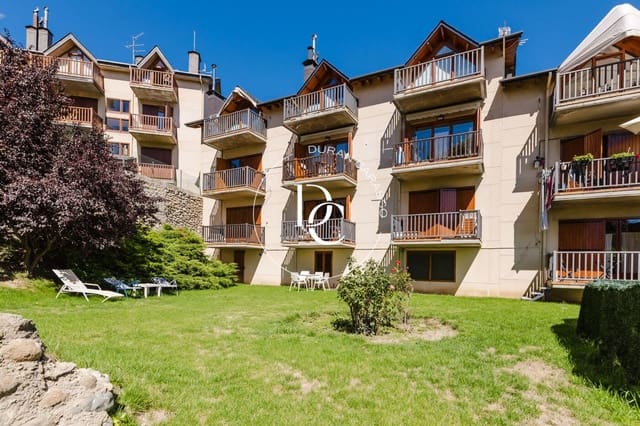 Apartamento de 3 habitaciones en Puigcerdà en venta - 325.000 € (Ref: 9137297)