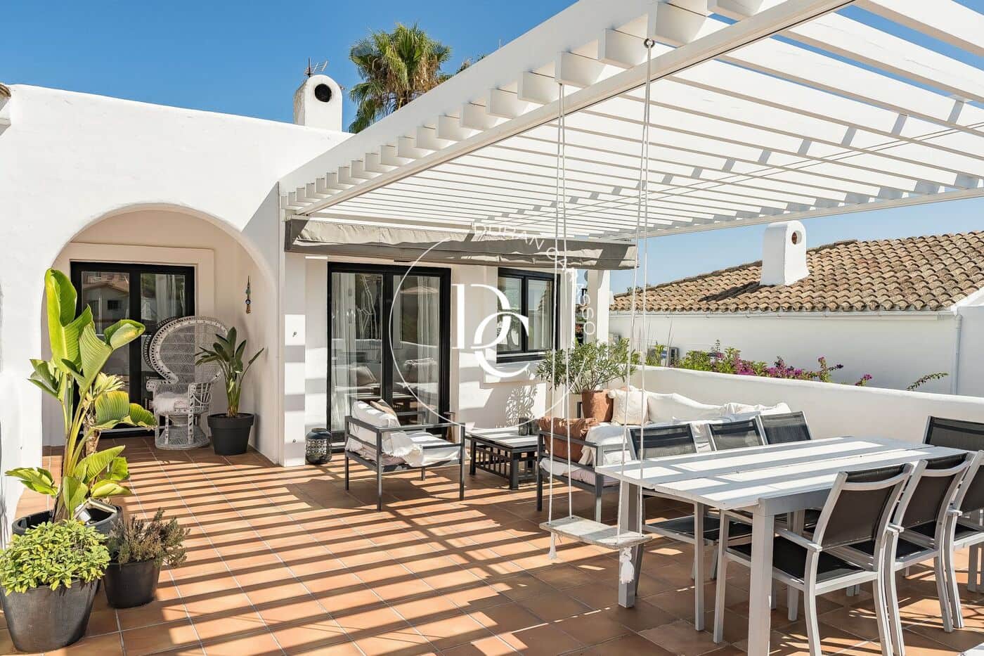 4 bedroom Villa for rent in Olivella with pool - € 4,000 (Ref: 9149479)