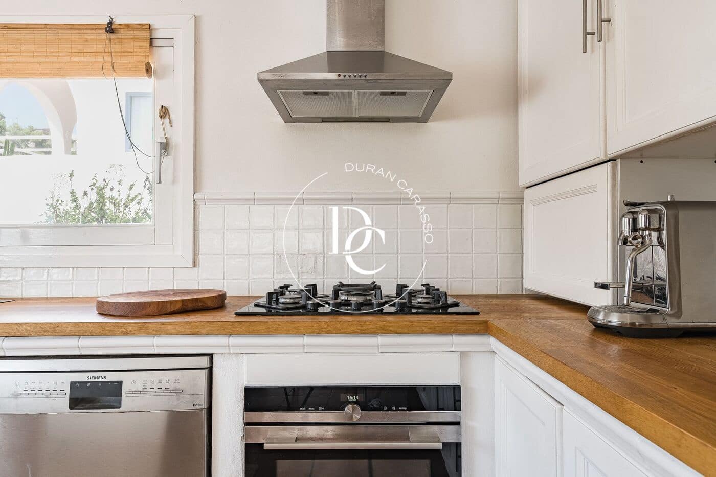 4 bedroom Villa for rent in Olivella with pool - € 4,000 (Ref: 9149479)