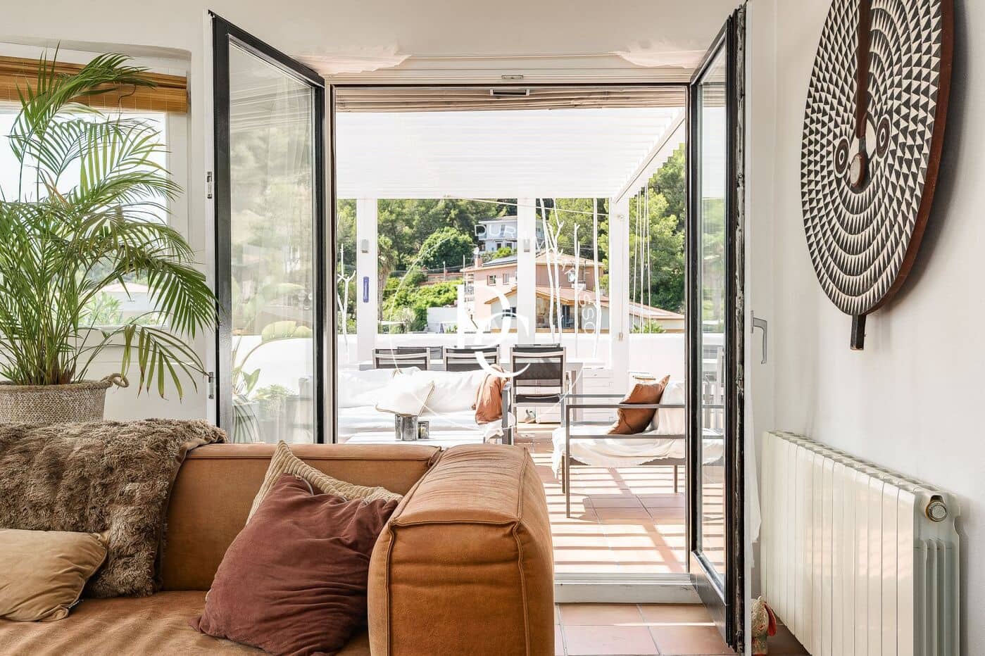 4 bedroom Villa for rent in Olivella with pool - € 4,000 (Ref: 9149479)