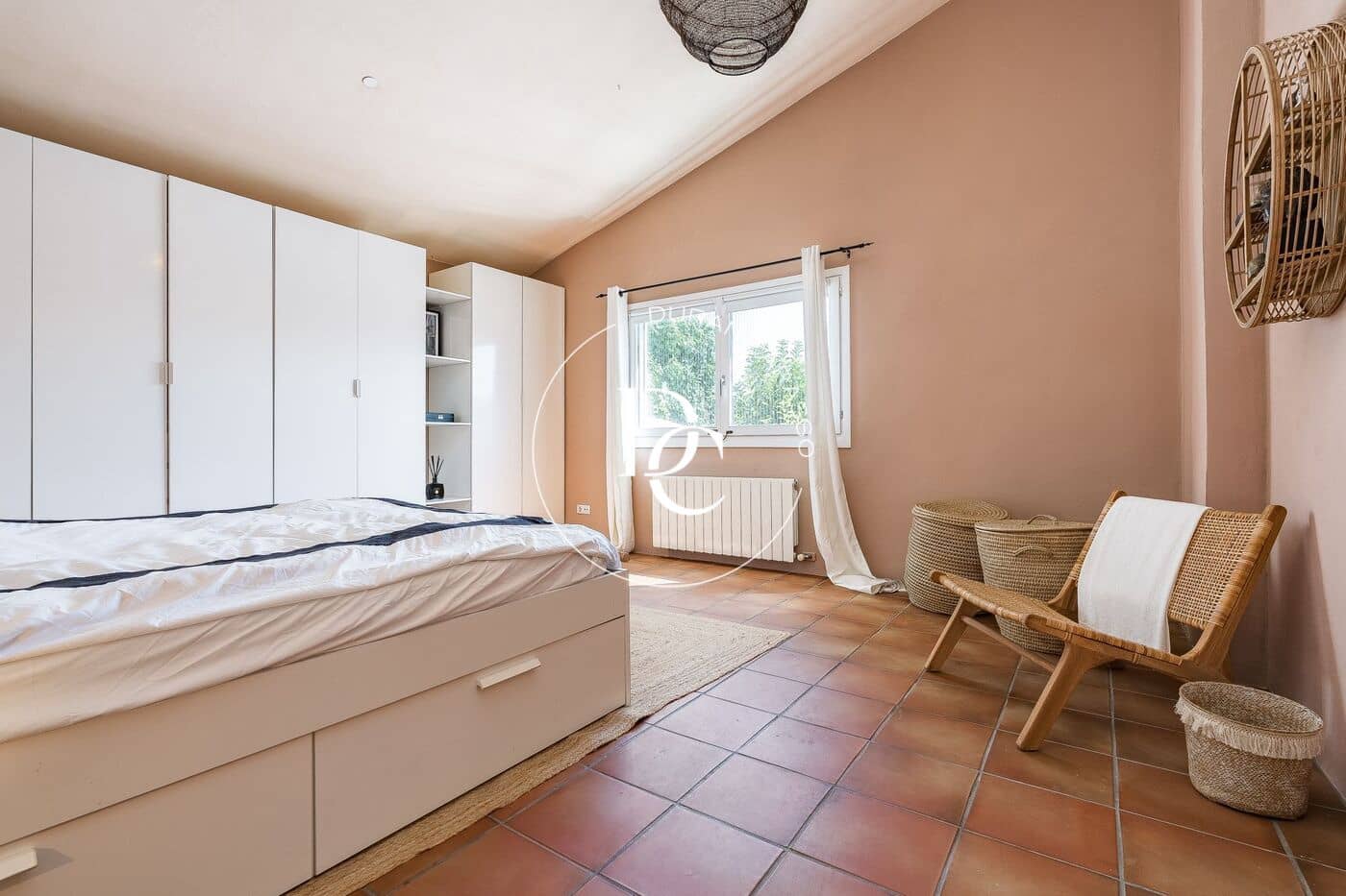 4 bedroom Villa for rent in Olivella with pool - € 4,000 (Ref: 9149479)