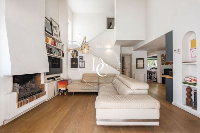 4 bedroom Villa for sale in Sant Pere de Ribes - € 799,000 (Ref: 9166054)