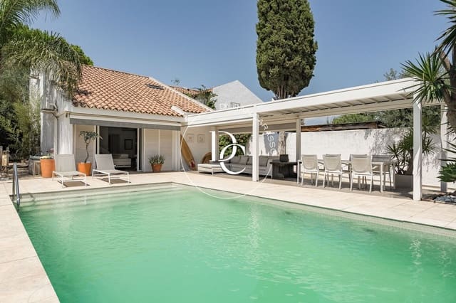 4 bedroom Villa for sale in Sant Pere de Ribes - € 799,000 (Ref: 9166054)