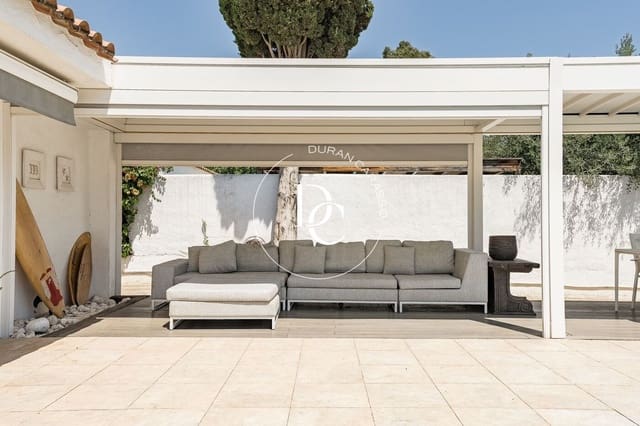 4 bedroom Villa for sale in Sant Pere de Ribes - € 799,000 (Ref: 9166054)