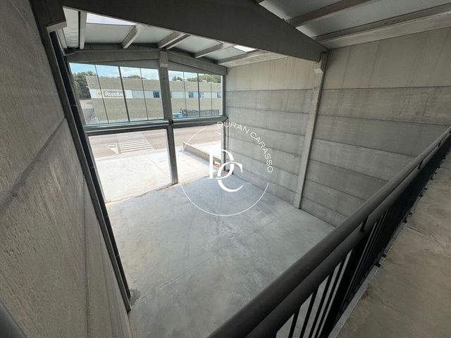 Kaupallinen vuokrattavana paikassa Vilanoveta, Sant Pere de Ribes mukana 
autotalli - 1 800 € (Ref: 9166056)