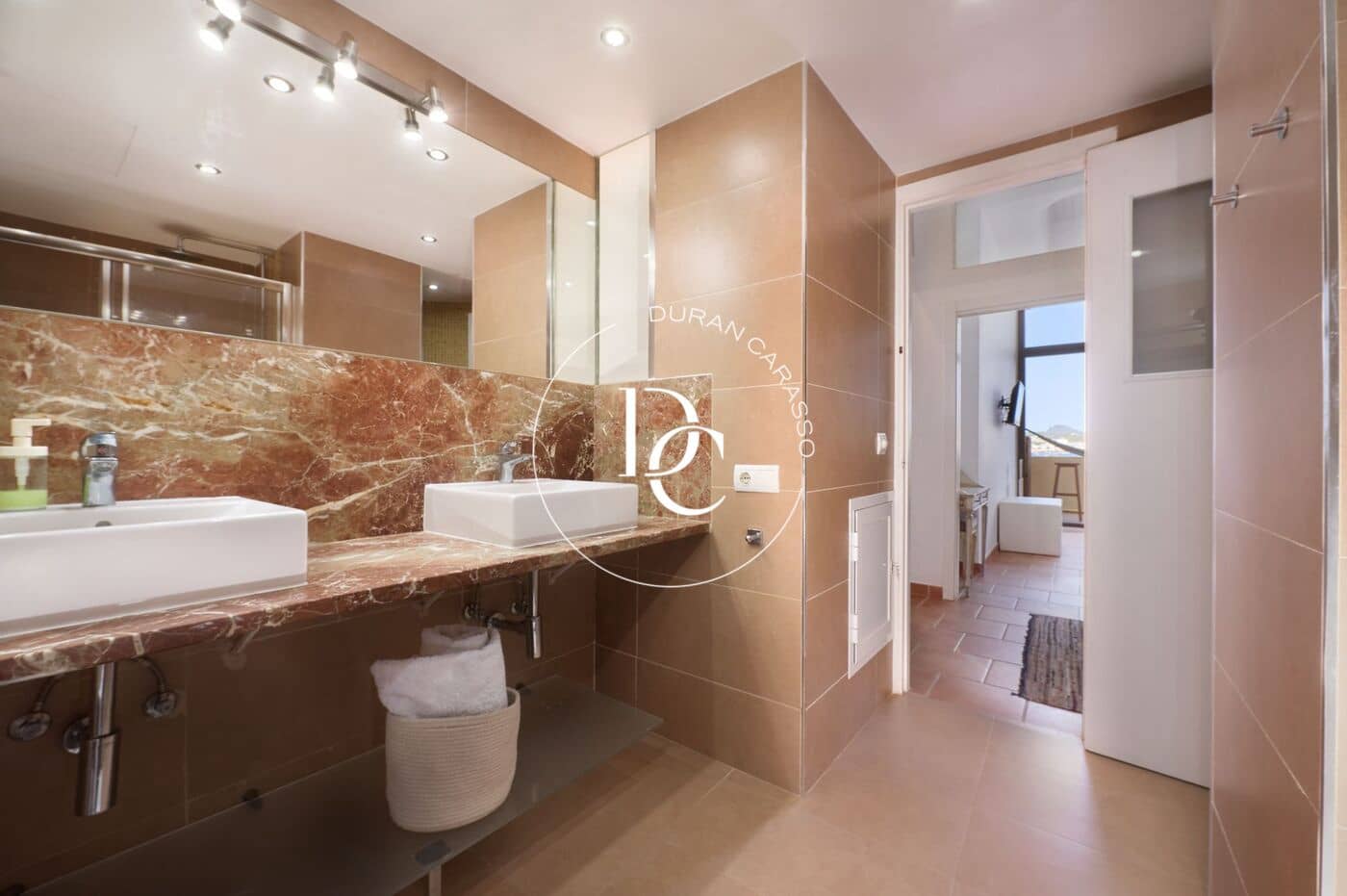 2 soveværelse Lejlighed til salg i San Jose / Sant Josep de Sa Talaia med swimmingpool - € 685.000 (Ref: 9171771)