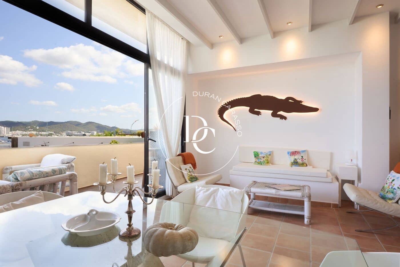 2 soveværelse Lejlighed til salg i San Jose / Sant Josep de Sa Talaia med swimmingpool - € 685.000 (Ref: 9171771)