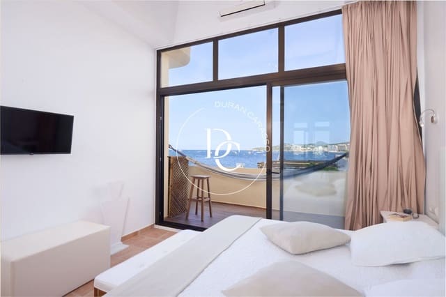 2 soveværelse Lejlighed til salg i San Jose / Sant Josep de Sa Talaia med swimmingpool - € 685.000 (Ref: 9171771)