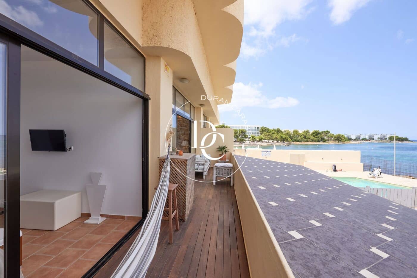 2 soveværelse Lejlighed til salg i San Jose / Sant Josep de Sa Talaia med swimmingpool - € 685.000 (Ref: 9171771)