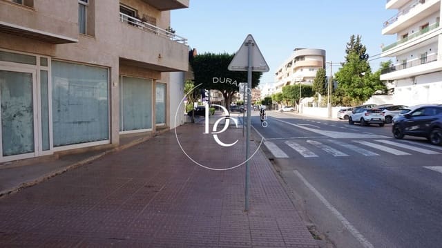 Comercial para venda em Santa Eulalia / Santa Eularia - 1 900 000 € (Ref: 9174621)