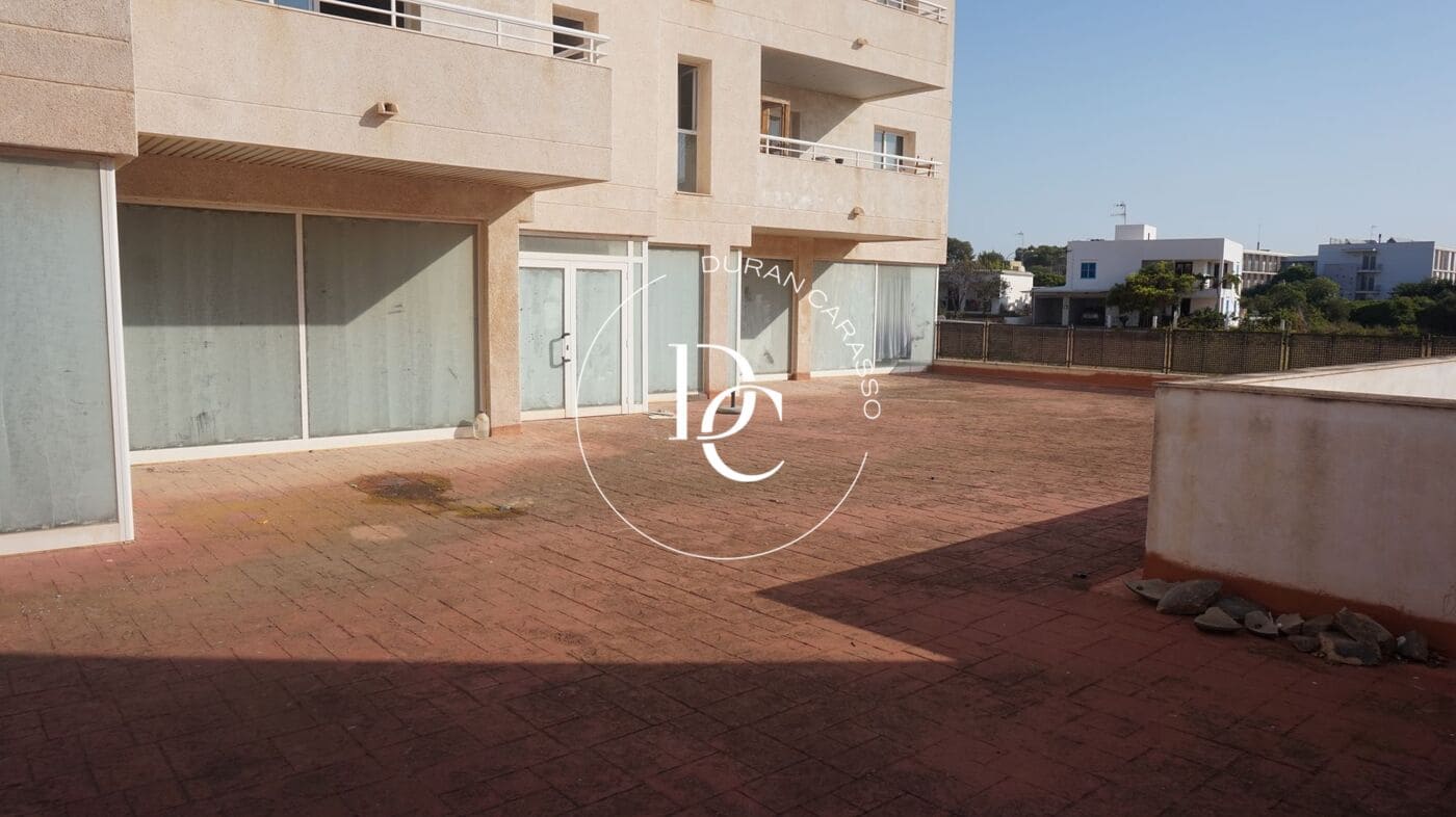 Erhverv til salg i Santa Eulalia / Santa Eularia - € 1.900.000 (Ref: 9174621)