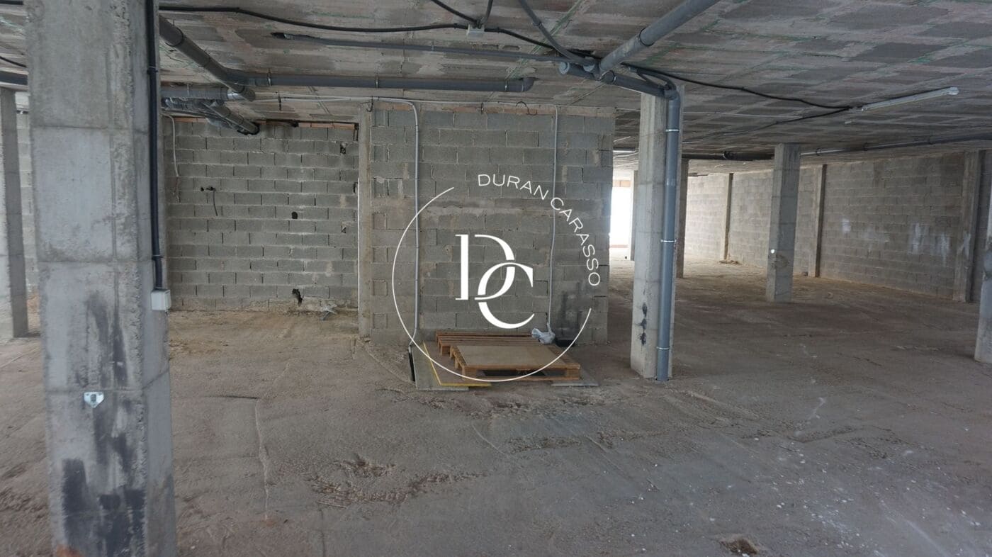 Erhverv til salg i Santa Eulalia / Santa Eularia - € 1.900.000 (Ref: 9174621)