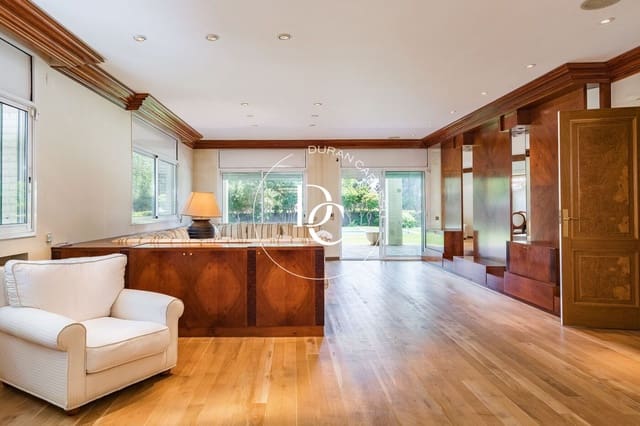 7 soveværelse Villa til leje i Sitges med swimmingpool - € 11.000 (Ref: 9174622)