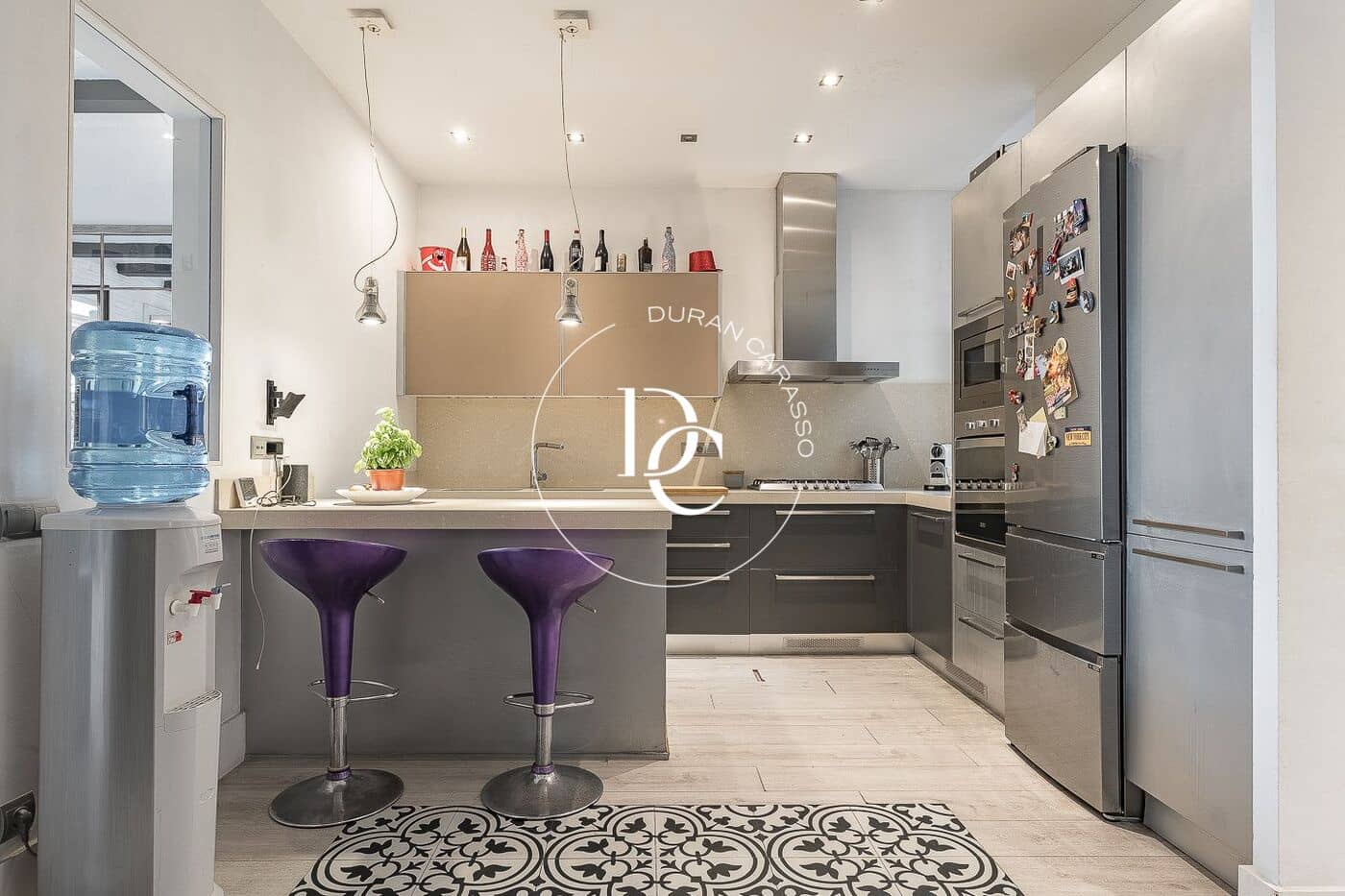 4 soveværelse Lejlighed til salg i Barcelona by - € 749.000 (Ref: 9198010)