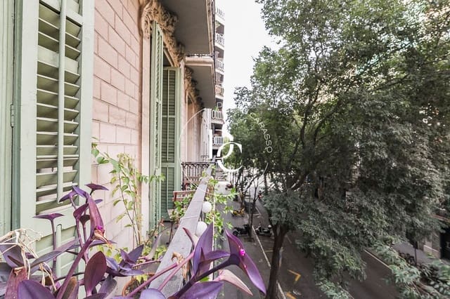 4 soveværelse Lejlighed til salg i L'Antiga Esquerra de L'Eixample, Barcelona by - € 749.000 (Ref: 9198010)