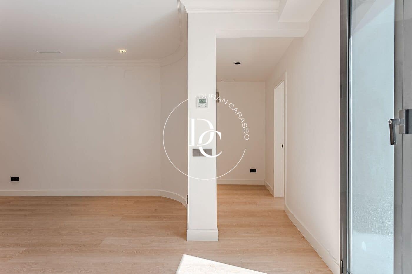 3 sypialnia Penthouse na sprzedaż w Miasto Barcelona - 899 500 € (Ref: 9208611)