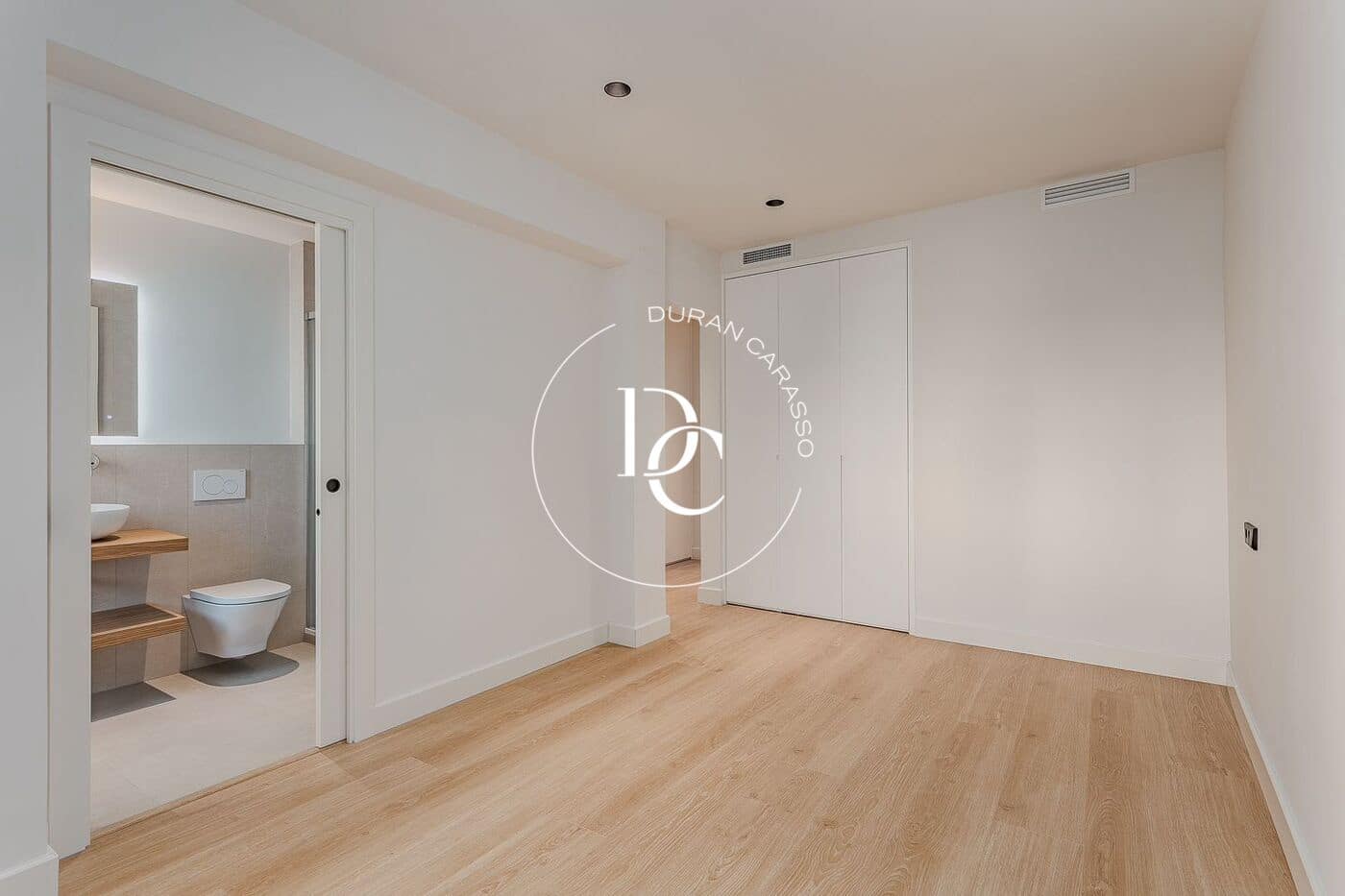 3 sypialnia Penthouse na sprzedaż w Miasto Barcelona - 899 500 € (Ref: 9208611)