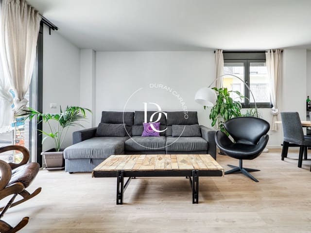 4 sovrum Lägenhet till salu i Sitges med pool - 760 000 € (Ref: 9257495)