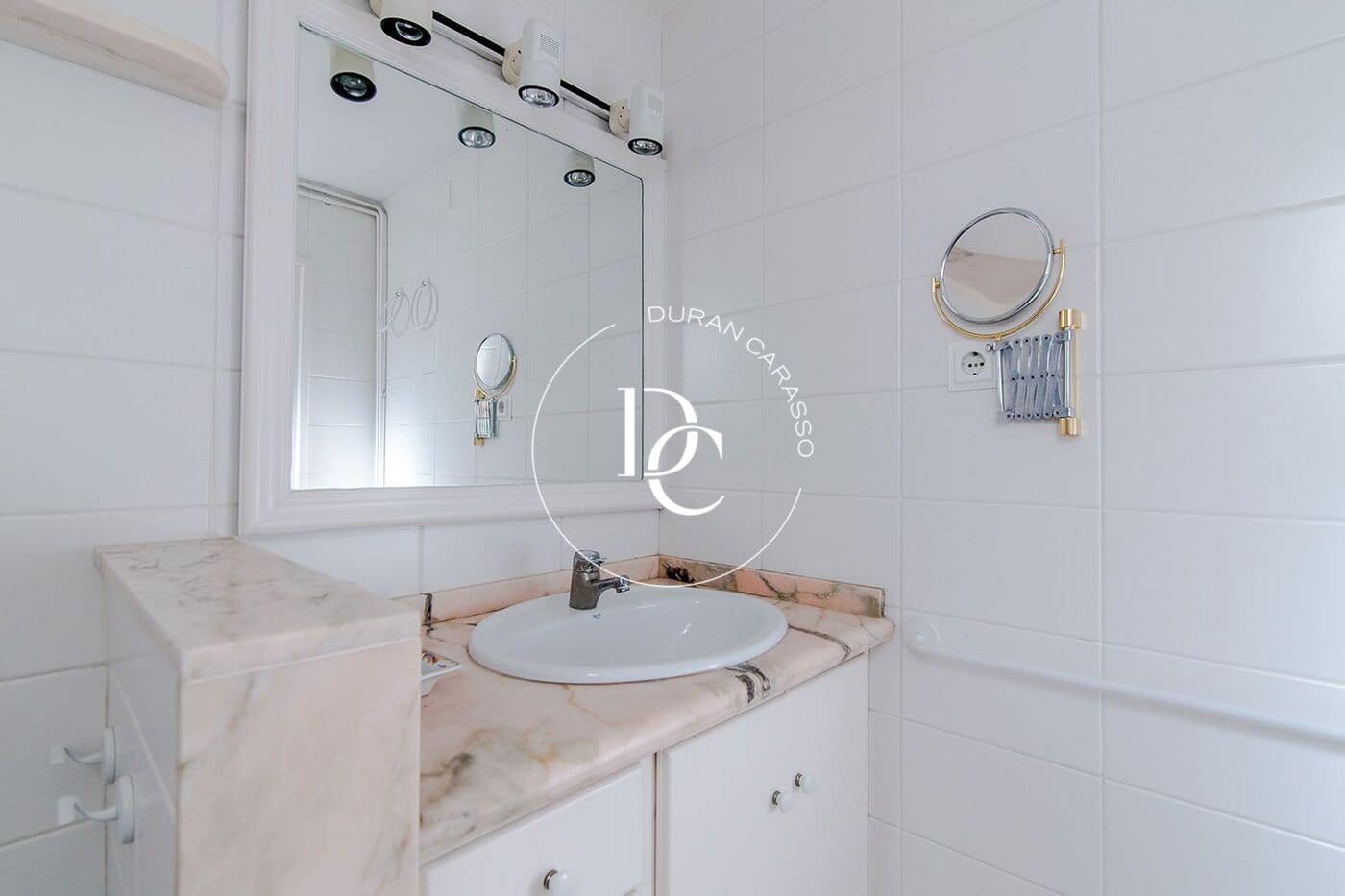 3 quarto Apartamento para arrendar em Sitges com piscina - 2 200 € (Ref: 9264684)