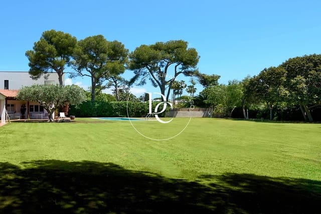 6 makuuhuone Huvila myytävänä paikassa Sitges mukana uima-altaan - 4 500 000 € (Ref: 9291759)