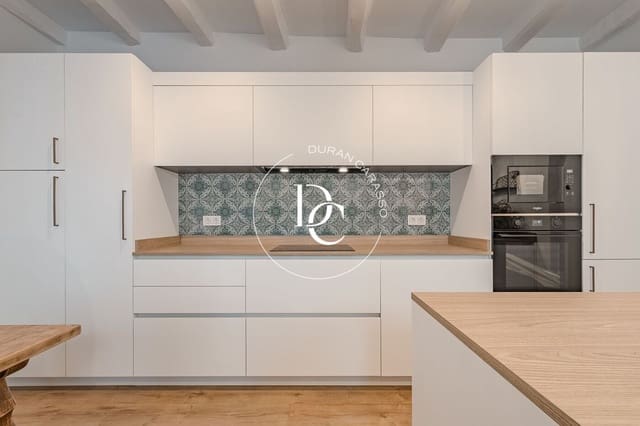 4 soverom Hus til salgs i Vilanova i la Geltrú - € 650 000 (Ref: 9301205)