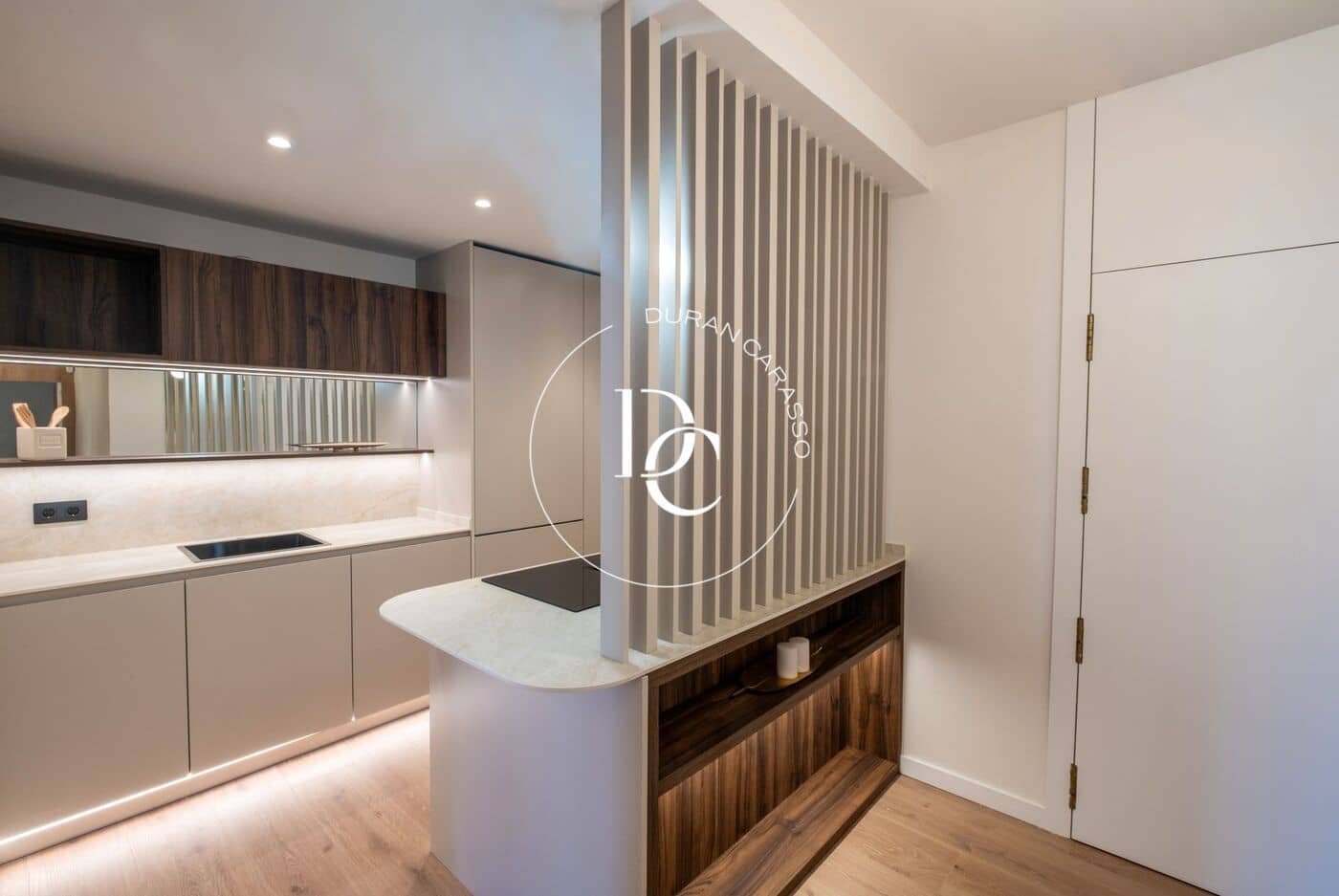 3 slaapkamer Appartement te koop in Barcelona stad - € 950.000 (Ref: 9303704)