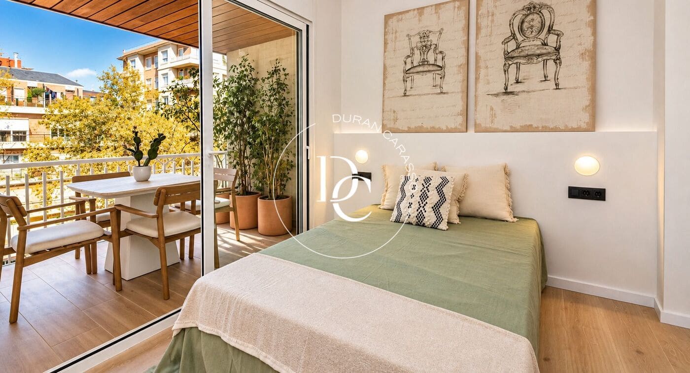 3 bedroom Apartment for sale in Barcelona city with garage - € 950,000 (Ref: 9303704)
